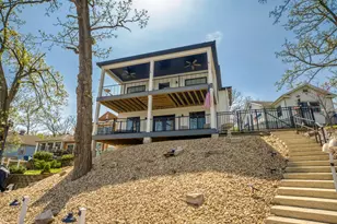 627 S Lakeview Dr, Lowell, IN 46356 - Photo 1