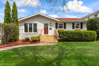 910 W Pine Place, Griffith, IN 46319 - Photo 1