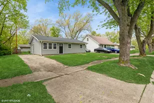 1132 Hamilton Pl, Gary, IN 46403 - Photo 1