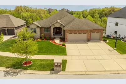 8907 Hillside Drive, Saint John, IN 46373 - Photo 1