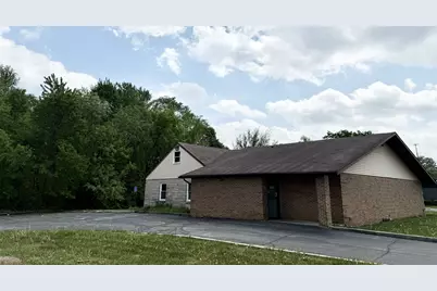 1910 Calumet Avenue, Valparaiso, IN 46383 - Photo 1