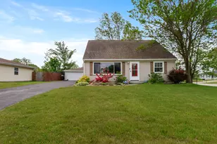 5905 W 122nd Pl, Crown Point, IN 46307 - Photo 1