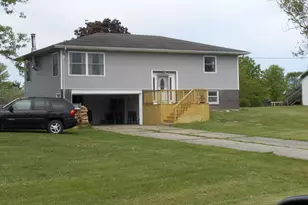 418 N 325 W, Valparaiso, IN 46385 - Photo 1