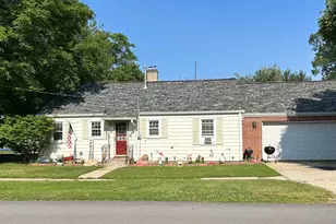101 E Indiana Ave, Morocco, IN 47963 - Photo 1