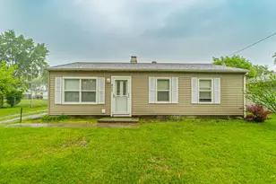 411 Prairie St, Crown Point, IN 46307 - Photo 1