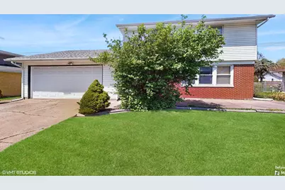 712 W 66th Place, Merrillville, IN 46410 - Photo 1