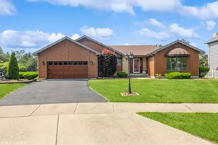 1440 Brandywine Dr, Munster, IN 46321 - Photo 1