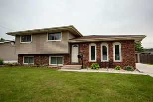 1455 Swift St, Hobart, IN 46342 - Photo 1