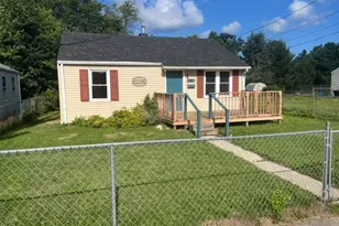 611 Benton St, Michigan City, IN 46360 - Photo 1