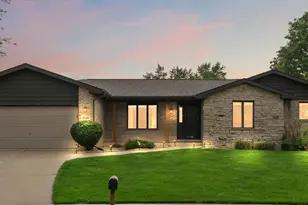 1028 Sandy Ridge Ct, Dyer, IN 46311 - Photo 1