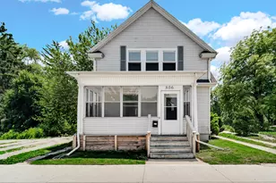 806 1st St, La Porte, IN 46350 - Photo 1