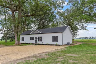 8302 US-6, Westville, IN 46391 - Photo 1