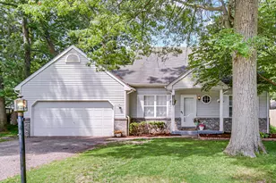 708 S 18th St, Chesterton, IN 46304 - Photo 1