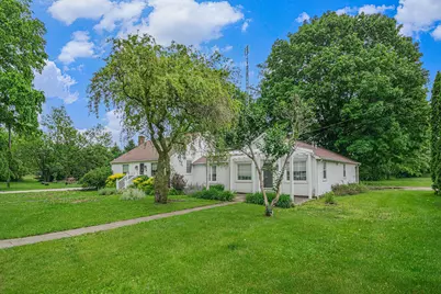 9020 N 500 E, Syracuse, IN 46567 - Photo 1