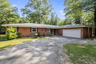 5607 E 1112 N, Demotte, IN 46310 - Photo 1