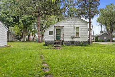 305 N Illinois Street, Wanatah, IN 46390 - Photo 1