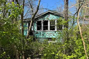 982 Ralston St, Gary, IN 46406 - Photo 1