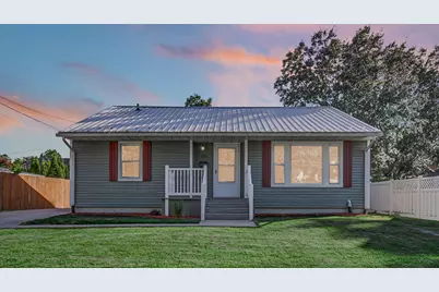 706 Kentucky Avenue, La Porte, IN 46350 - Photo 1