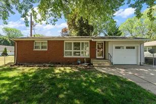 705 E Coolspring Ave, Michigan City, IN 46360 - Photo 1