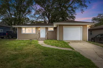 618 N Glenwood Avenue, Griffith, IN 46319 - Photo 1