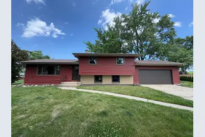 12000 N Oakwood Drive, Saint John, IN 46373 - Photo 1