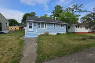 612 Hamlin St, Gary, IN 46406 - Photo 1
