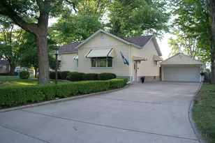 220 Cedar St, Crown Point, IN 46307 - Photo 1