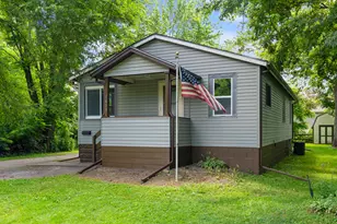 1053 Farrell St, Valparaiso, IN 46385 - Photo 1