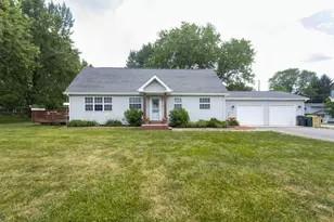 1802 Truman Ave, Valparaiso, IN 46383 - Photo 1