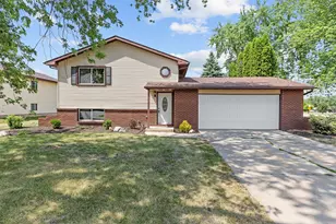 3920 W 76th Ln, Merrillville, IN 46410 - Photo 1