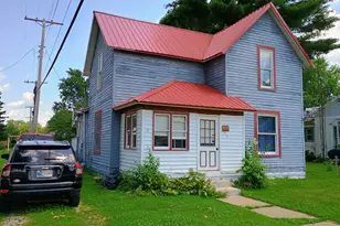 109 S Smith St, Kewanna, IN 46939 - Photo 1