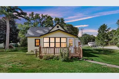 108 Lincoln Avenue, North Judson, IN 46366 - Photo 1