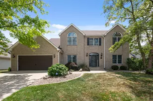 148 Chateau Dr, Dyer, IN 46311 - Photo 1