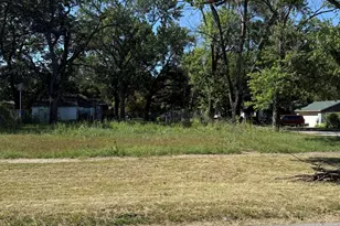 601 E 29th Ave, Lake Station, IN 46405 - Photo 1