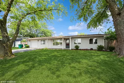 425 W 500 N, Valparaiso, IN 46385 - Photo 1