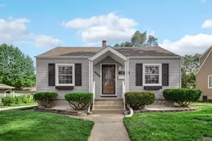 710 W Lake St, Griffith, IN 46319 - Photo 1