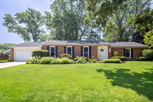 57 W Glendale Blvd, Valparaiso, IN 46383 - Photo 1