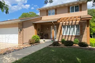 1588 Sunnyslope Dr, Crown Point, IN 46307 - Photo 1