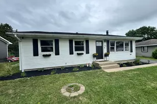 1906 Edison St, Schererville, IN 46375 - Photo 1