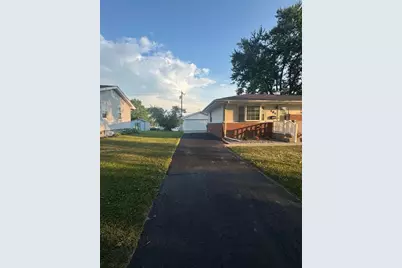 131 Crestview Street, Crown Point, IN 46307 - Photo 1