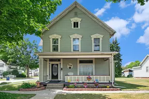 216 B St, La Porte, IN 46350 - Photo 1