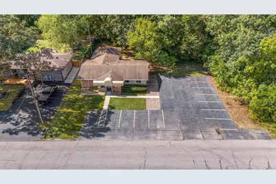 792 Juniper Road, Valparaiso, IN 46385 - Photo 1