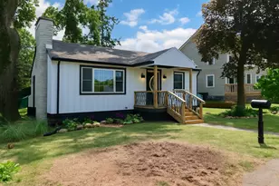 1216 Pennsylvania Ave, La Porte, IN 46350 - Photo 1