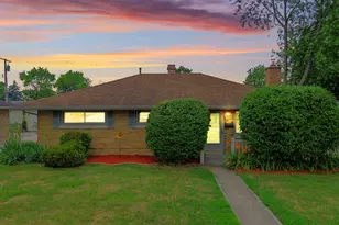 716 N Cline Ave, Griffith, IN 46319 - Photo 1