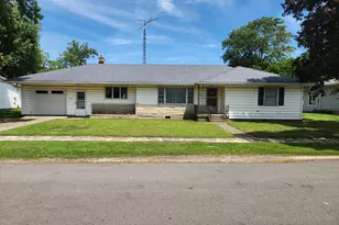 206 E Johnson St, Wolcott, IN 47995 - Photo 1