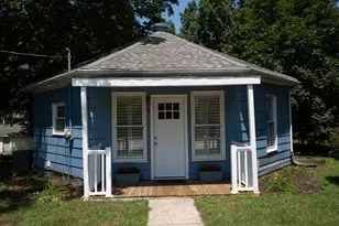 7 E Valparaiso St, Westville, IN 46391 - Photo 1