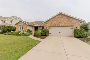 758 Longwood Dr, Lowell, IN 46356 - Photo 1