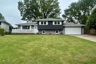 5359 Redwood Ave, Portage, IN 46368 - Photo 1