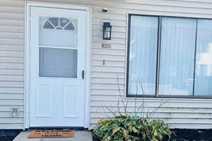 347 E 60th Dr, Merrillville, IN 46410 - Photo 1