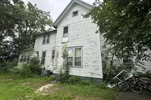 314 E Iroquois St, Kentland, IN 47951 - Photo 1